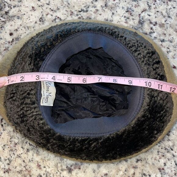 Edna Mae’s Vintage Boutique Winter Bucket Hat Newport Rhode Island‎ main image 4